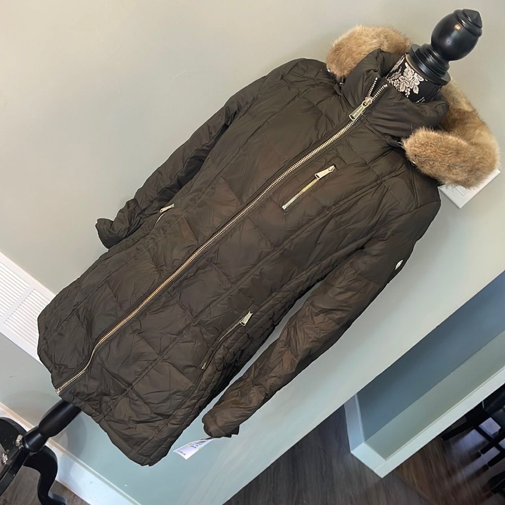 Michael Kors
Down-Filled Faux Fur-Trim Hooded Parka Green